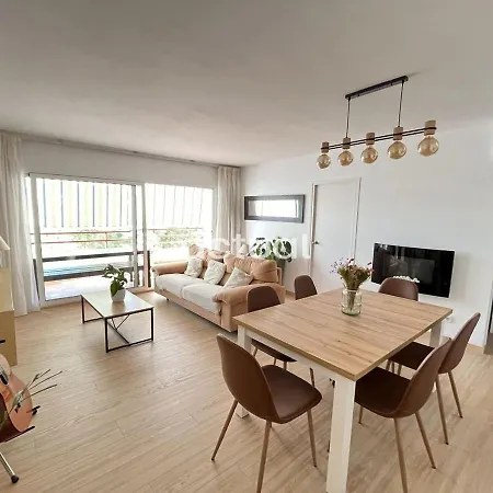 Apartment Eduard Toldra 38 *